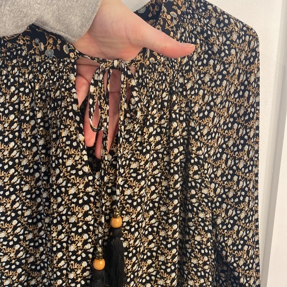 MASON & BELLE Caseey tassel boho blouse - Picture 5 of 10